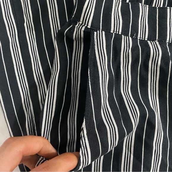hollister striped pants - Picture 3 of 7